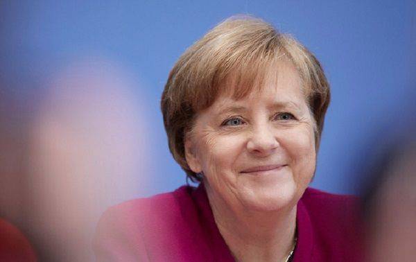 Дональд Трамп - Ангела Меркель - Штеффен Зайбер - Меркель не согласна на очную встречу лидеров G7 - usa.one - Сша - Германия - Вашингтон - Вашингтон