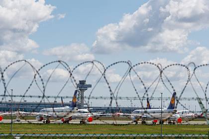 Крупнейшую авиакомпанию Европы решили спасать - lenta.ru - Германия