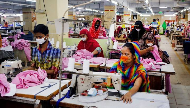 Бангладеш запускает швейное производство, несмотря на пандемию - vesti.ru - Бангладеш