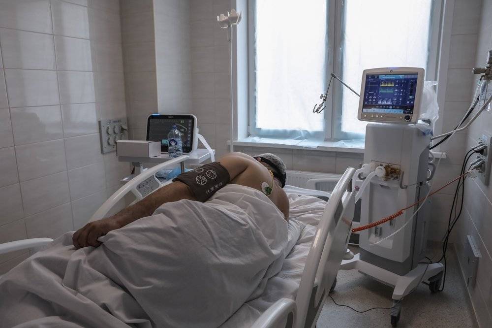 Специалисты МЧС дали советы по уходу за больными COVID-19 - vm.ru - Россия