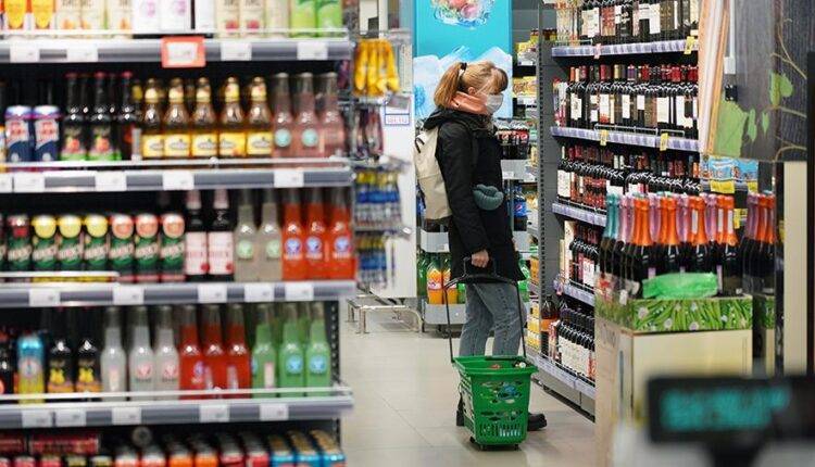 Михаил Мурашко - Потребление алкоголя россиянами на самоизоляции выросло на 2-3% - newtvnews.ru - Россия