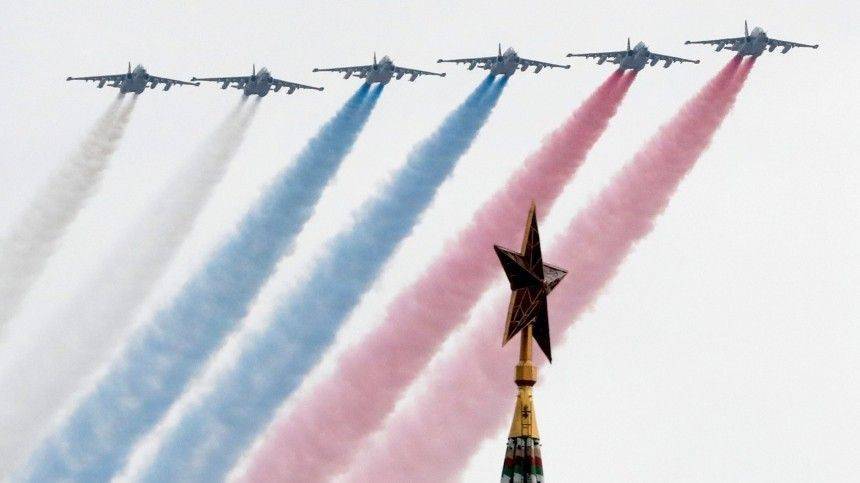 Видео репетиции воздушной части парада ко Дню Победы в Москве - 5-tv.ru - Москва