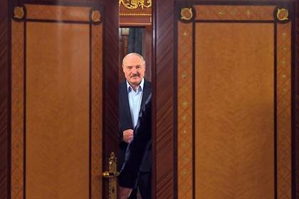 Александр Лукашенко - Лукашенко отказался загонять белорусов силой на праздник Дня Победы - lenta.ru - Белоруссия