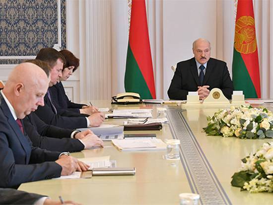 Александр Лукашенко - «Лукашенко хочет быстро заразить 2 миллиона человек» - newtvnews.ru - Белоруссия