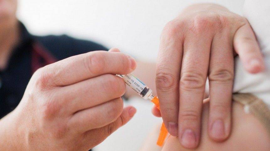 Нужно ли делать плановые прививки детям во время пандемии коронавируса - 5-tv.ru - Россия