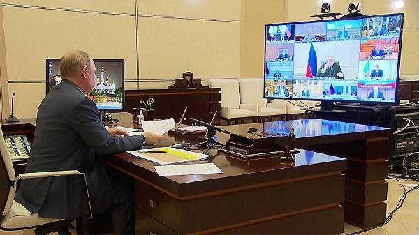 Анна Попова - Поэтапный выход из режима ограничений обсудят на совещании у Путина 6 мая - eadaily.com