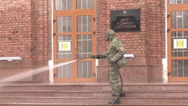 Военные специалисты провели дезинфекцию "Севмаша" - vesti.ru - Россия - Северодвинск