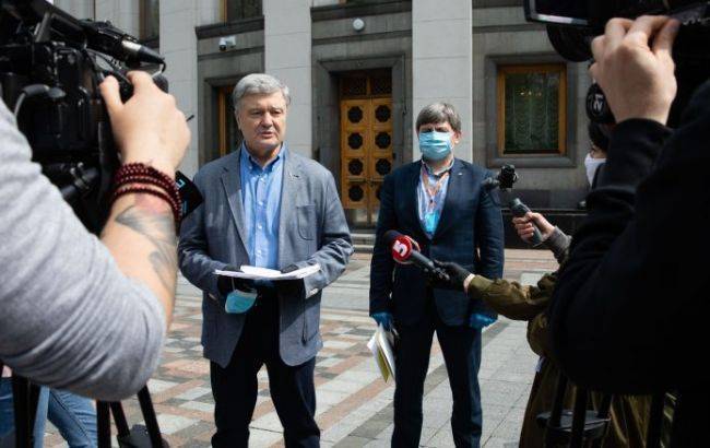 Петр Порошенко - Порошенко призвал парламент поддержать законопроекты о социальной защите медиков - rbc.ua - Украина
