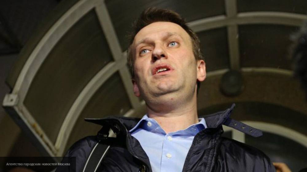 Алексей Навальный - Навальный решил создать профсоюз после фейка о борьбе студентов с COVID-19 - politexpert.net