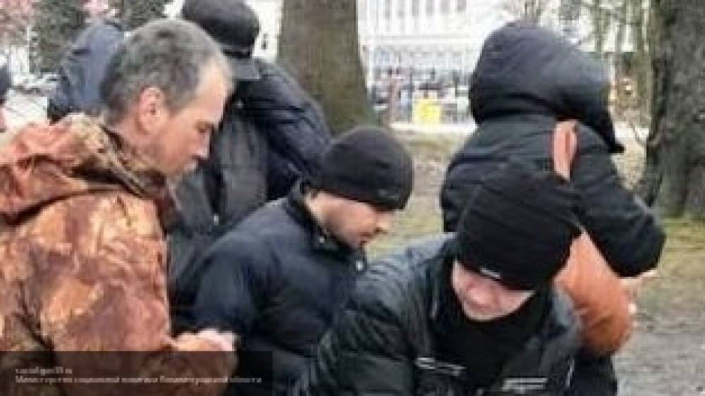 Двоих подравшихся в Петербурге бомжей могут оштрафовать за нарушение режима самоизоляции - inforeactor.ru - Санкт-Петербург