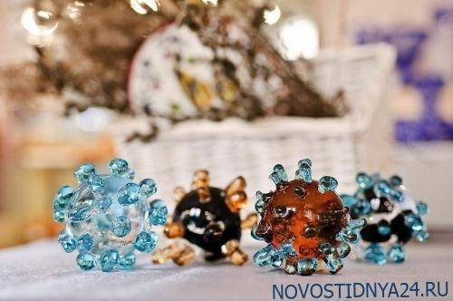 Во Владимирской области начали выпускать хрустальные сувениры в виде коронавируса - novostidnya24.ru - Владимирская обл.