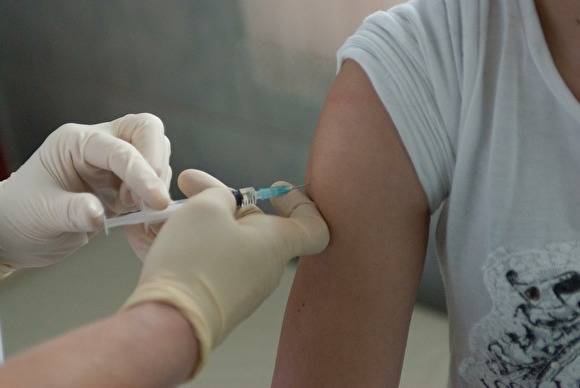 Pfizer и BioNTech начали тестирование вакцины от COVID-19 на добровольцах - znak.com - Сша