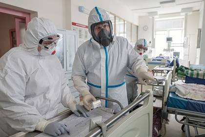 Дату окончания пандемии коронавируса в России снова отодвинули - lenta.ru - Россия - Сингапур