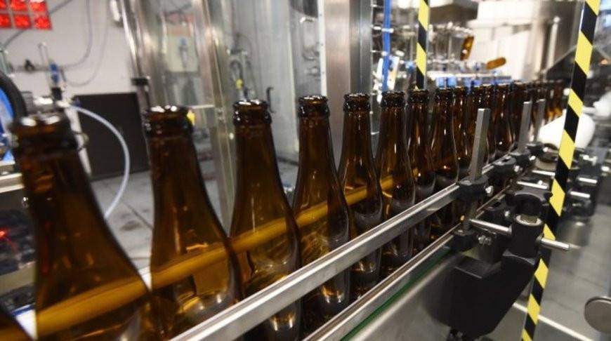 Во Франции пивовары выльют 10 млн л пива из-за падения спроса в условиях пандемии - belta.by - Франция - Минск