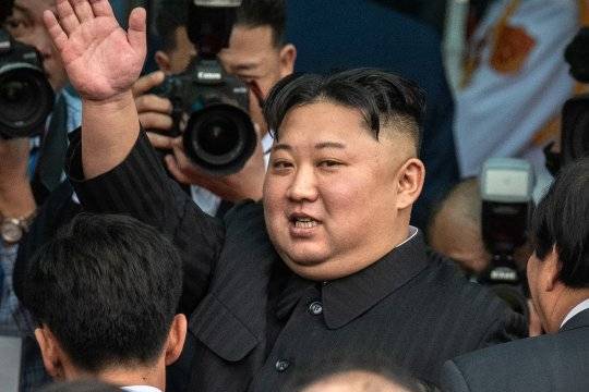 Ким Ченын - В Южной Корее назвали причину длительного отсутствия Ким Чен Ына на публике - versia.ru - Южная Корея - Кндр