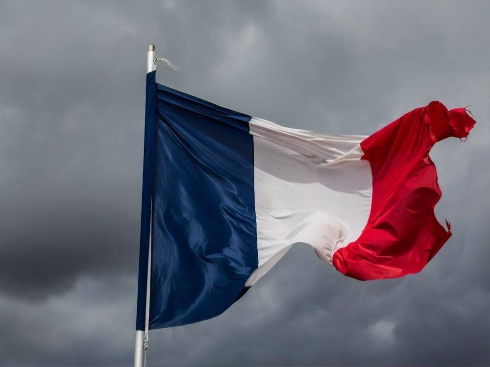 Во Франции Сенат поддержал продление чрезвычайного положения до 10 июля - gordonua.com - Франция