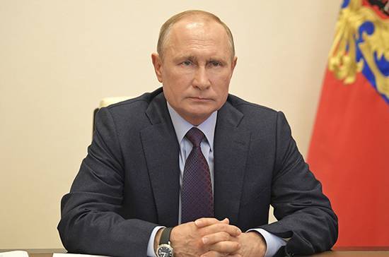 Владимир Путин - Путин потребовал уделить внимание мерам поддержки соцучреждений на фоне пандемии - pnp.ru - Россия