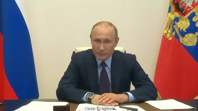 Владимир Путин - Путин оценил риск поспешного снятия ограничительных мер - piter.tv - Россия