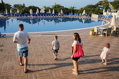 Турецкие отели введут новые ограничения для туристов из-за коронавируса - lenta.ru