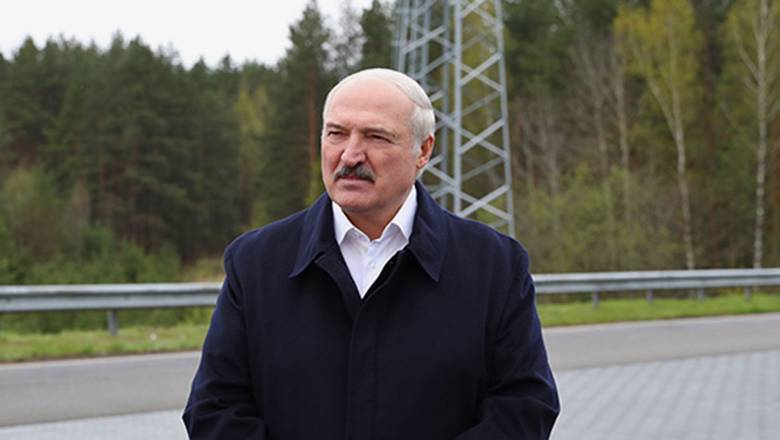 Александр Лукашенко - Александр Лукашенко порекомендовал не целоваться во время пандемии - newizv.ru - Белоруссия