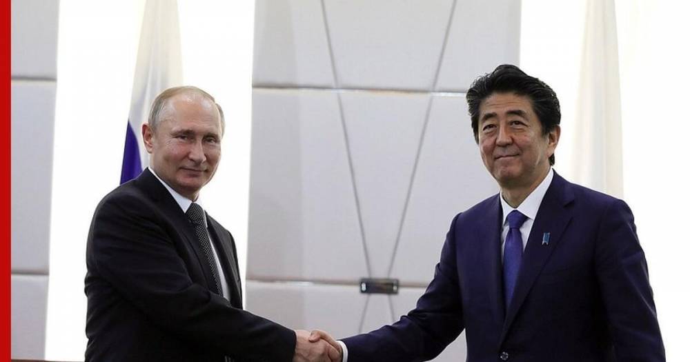 Владимир Путин - Синдзо Абэ - Путин и Синдзо Абэ обсудили планы совместного противодействия пандемии - profile.ru - Россия - Япония