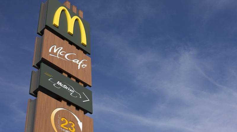 Посетители открыли огонь по сотрудникам McDonald's, когда те сказали, что ресторан закрыт на карантин - usa.one - штат Оклахома
