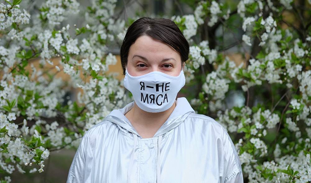 Правозащитники и художники сделали маски в поддержку прав человека - naviny.by