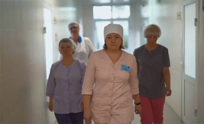 Появилось видео с кузбасскими медиками, которые лечили пациентов с коронавирусом - gazeta.a42.ru