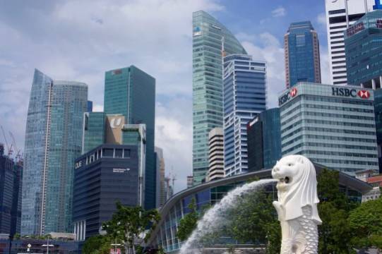 В Сингапуре следить за соблюдением дистанции будет робот - versia.ru - Сингапур - Республика Сингапур