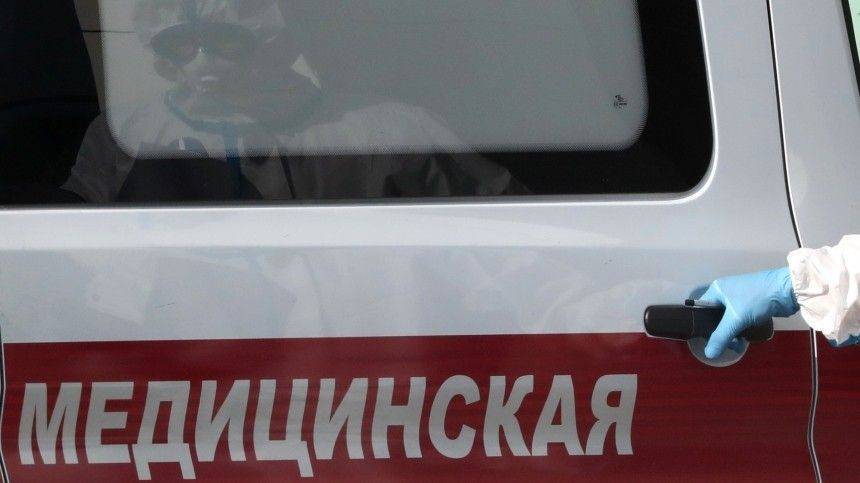 В Екатеринбурге пенсионерку с коронавирусом врачи бросили возле дома - 5-tv.ru - Екатеринбург