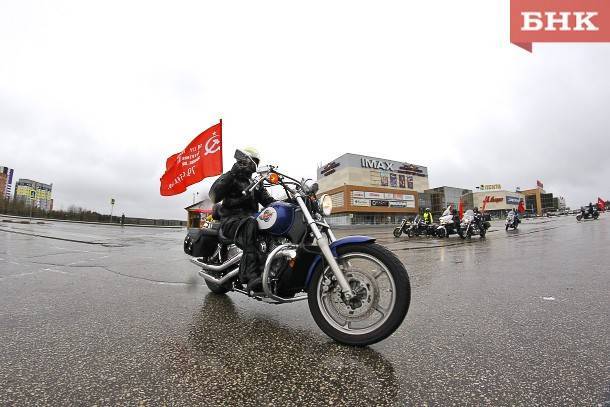 Мотоциклисты Сыктывкара организовали пробег в честь Дня Победы - bnkomi.ru - республика Коми - Сыктывкар