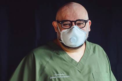 Денис Проценко - Главврач больницы в Коммунарке назвал число пациентов с коронавирусом - lenta.ru