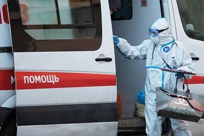 Один человек погиб во время пожара в больнице для зараженных коронавирусом - lenta.ru - Москва