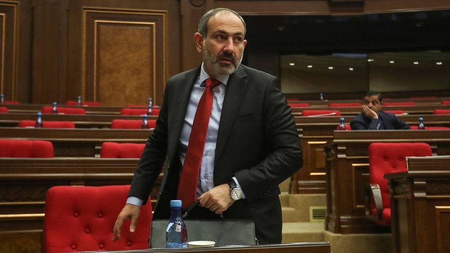 Никола Пашинян - Пашинян продолжит исполнять обязанности премьера Армении, несмотря на COVID - gazeta.ru - Армения