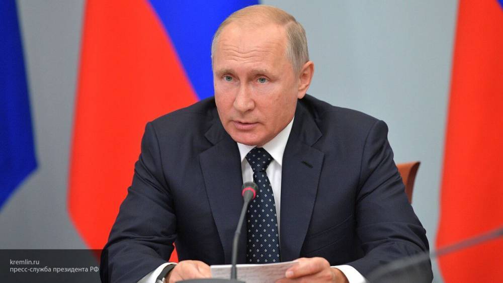 Владимир Путин - Константин Салаев - Путин заявил, что ситуация с коронавирусом в России улучшается - nation-news.ru - Россия