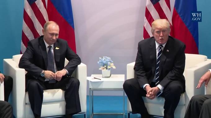 Владимир Путин - Дональд Трамп - Путин переговорил по телефону с Трампом - piter.tv - Россия - Сша