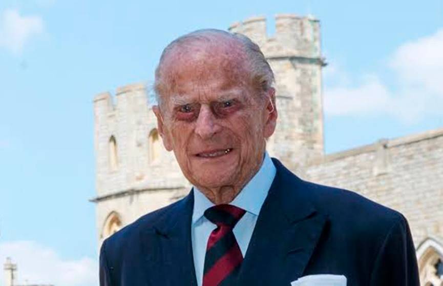 принц Филипп - Королевская семья опубликовала новое фото принца Филиппа в честь его 99-летия - ont.by - Англия