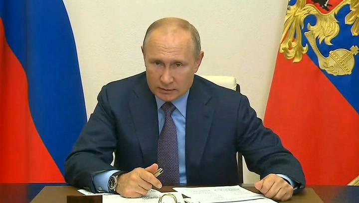 Владимир Путин - Путин:надо поддержать спрос на продукцию российских IT-компаний - vesti.ru - Россия