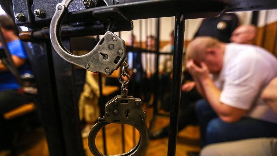 В Петербурге суд заключил под стражу зараженного фигуранта дела о взятках - dp.ru - Санкт-Петербург - Приморье край