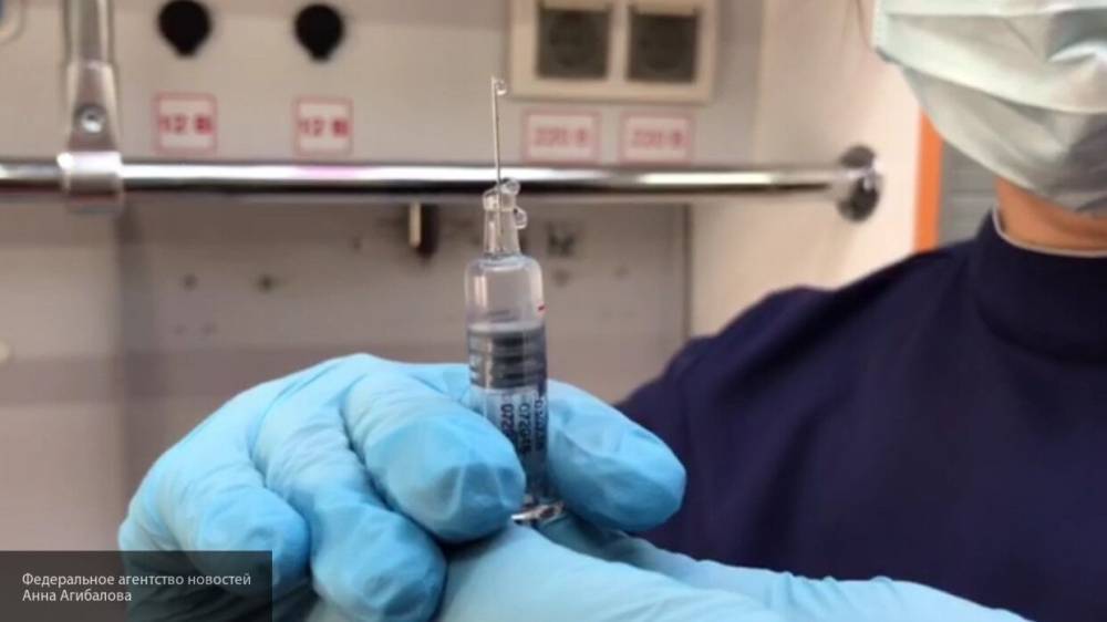 Минобороны РФ отобрало 50 добровольцев для испытаний вакцины от COVID-19 - politexpert.net - Россия