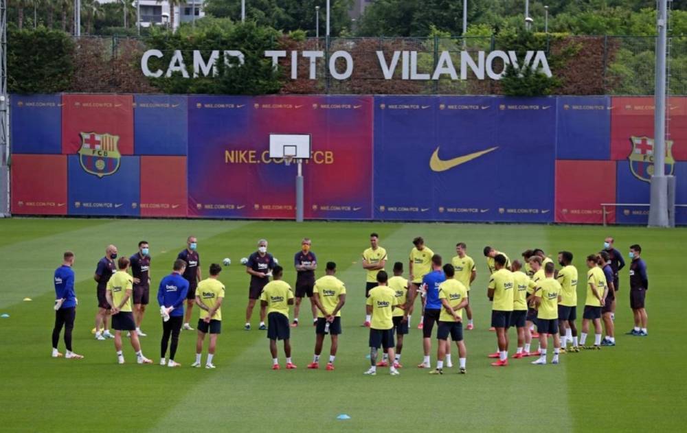 Пять игроков "Барселоны" сдали положительный тест на коронавирус - rbc.ua - Барселона