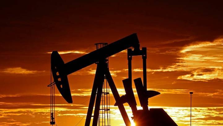Страны ОПЕК+ могут продлить ограничения по добыче нефти на два месяца - vesti.ru - Саудовская Аравия