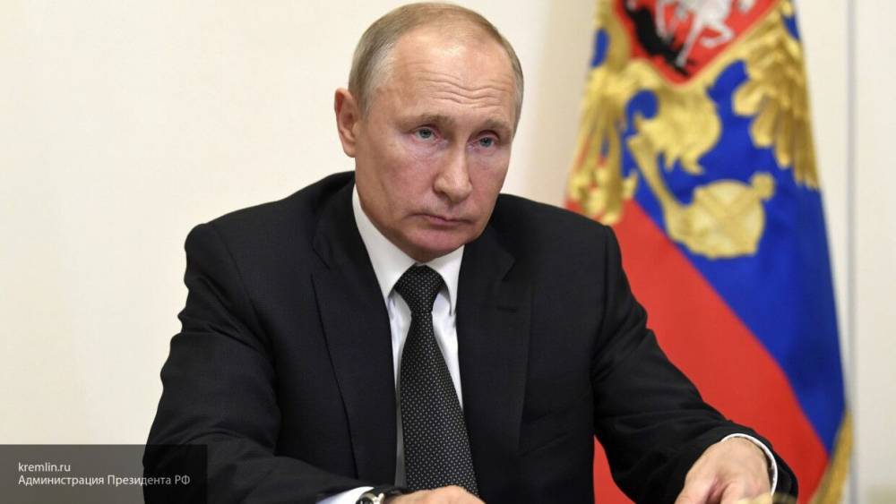 Владимир Путин - Путин заявил об отсутствии критических сбоев в снабжении медиков средствами защиты - nation-news.ru - Россия