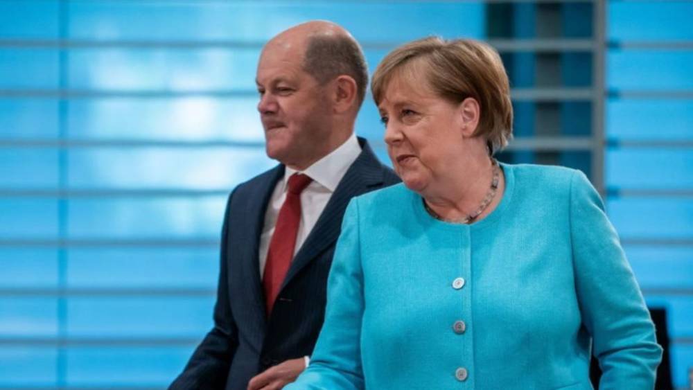 Ангела Меркель - Олафом Шольцом - €300 на ребенка и €6000 бонуса за покупку автомобиля: власти утвердили пакет мер для стимуляции экономики Германии - germania.one - Германия