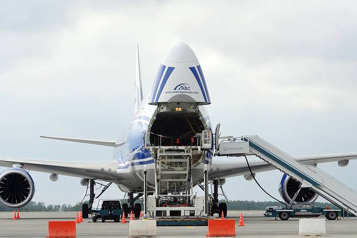 Суд в США разрешил Boeing продать самолеты, заказанные для «Волга-Днепр» - gazeta.ru - Россия - Сша - штат Вашингтон