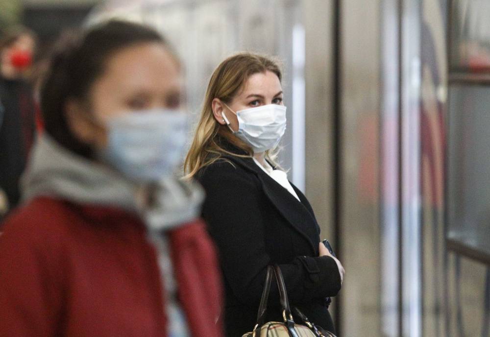 Цены на маски снизили до 20 рублей в московском метро - vm.ru - Москва