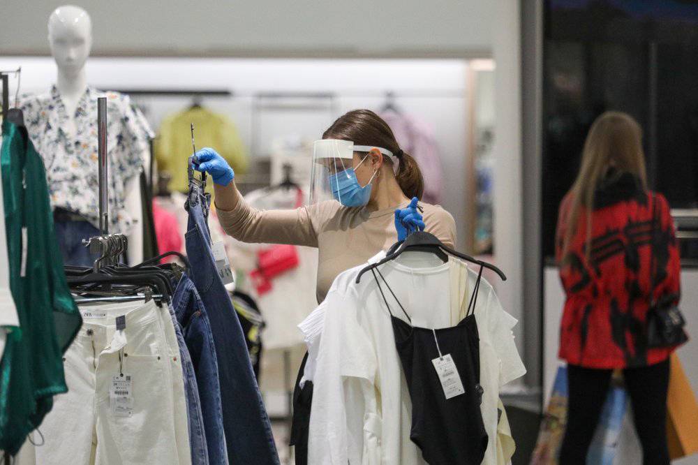 Андрей Карпов - Эксперт рассказал, как изменятся цены на одежду после пандемии коронавируса - vm.ru