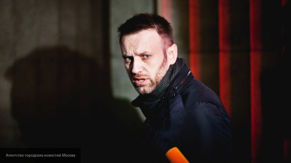 Илья Азар - Навальный акцентирует внимание на пикете Азара, игнорируя беспорядки в США - politexpert.net - Россия - Москва - Сша