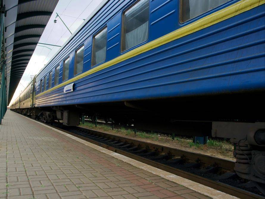 "Укрзалізниця" вернула деньги за 617 тыс. билетов на отмененные из-за карантина поезда - gordonua.com