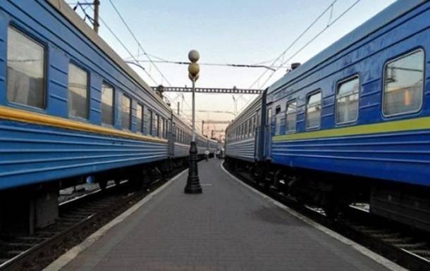 Укрзализныця добавила пять поездов на Троицу - korrespondent.net - Укрзализныця